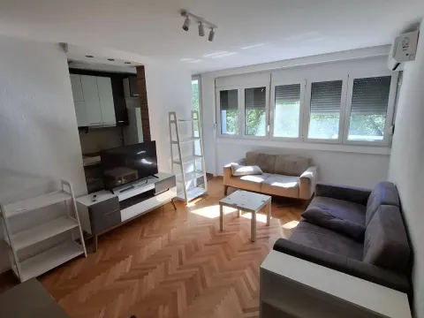 Prodaja, dvosoban stan, 71m², Zabjelo, Podgorica