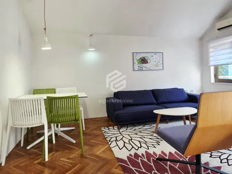 Izdavanje, jednosoban stan, 35m², Momišići, Podgorica