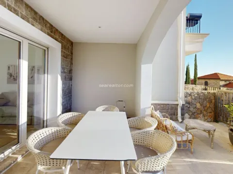 Prodaja, jednosoban stan, 75m², Luštica Bay, Tivat - image 2