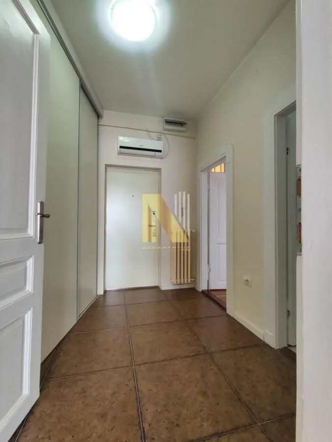 Prodaja, dvosoban stan, 63m², Centar, Novi Sad