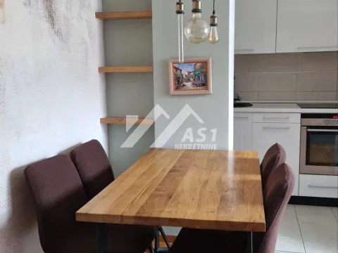 Izdavanje, trosoban stan, 63m², Salajka, Novi Sad Sve Podlokacije - image 2