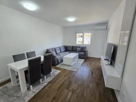 Rent, one bedroom apartment, 47m², Stari Aerodrom, Podgorica - image 6