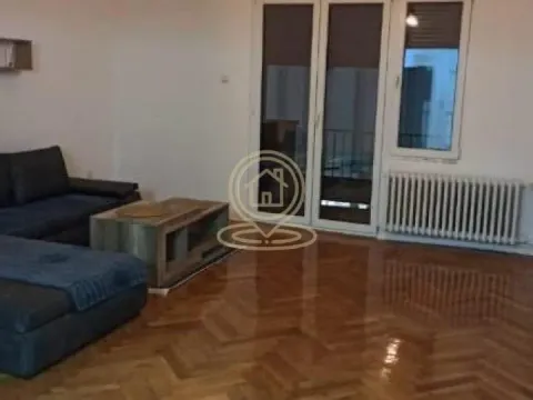 Izdavanje, trosoban stan, 99m², Centar, Kragujevac - image 3