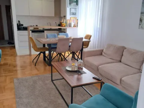 Sale, three bedroom apartment, 90m², Centar, Budva - image 9