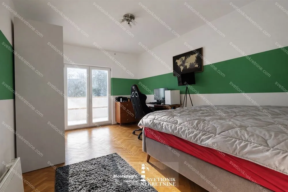 Prodaja, trosoban stan, 100m², Topla, Herceg Novi
