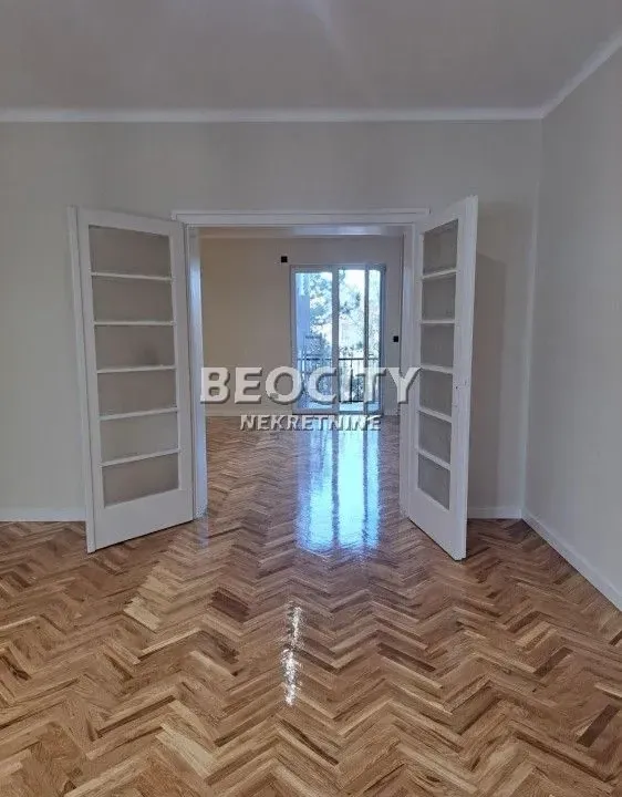 Sale, two bedroom apartment, 59m², Centar, Novi Sad