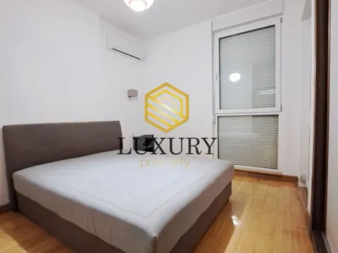 Izdavanje, dvosoban stan, 72m², Pobrežje, Podgorica - image 9