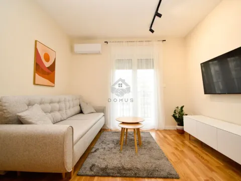 Rent, one bedroom apartment, 40m², Tuški Put, Podgorica - image 2