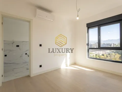 Prodaja, dvosoban stan, 125m², Krivi Most, Podgorica - image 18