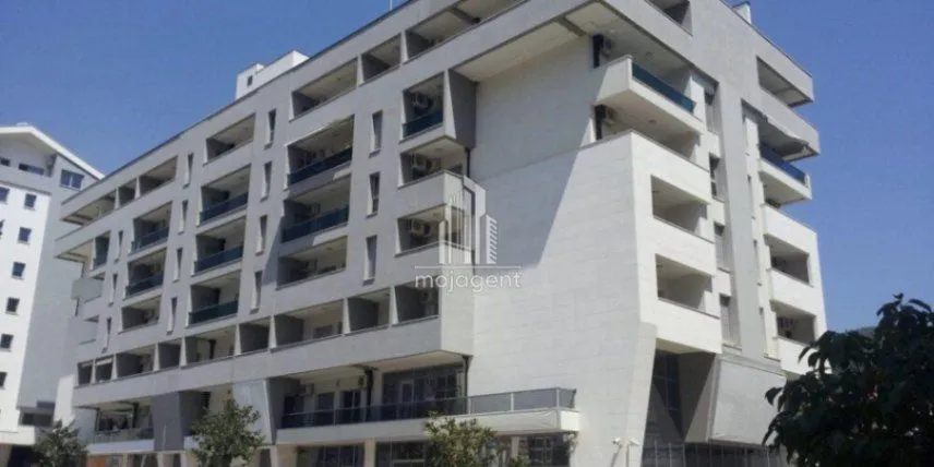Prodaja, dvosoban stan, 109m², Rozino, Budva