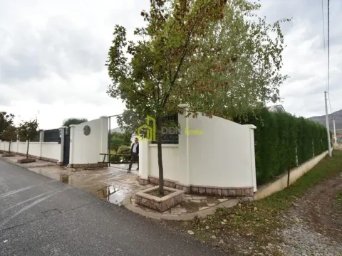 Rent, house, 212m², Donji Kokoti, Podgorica - image 17