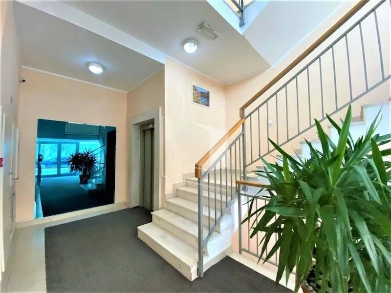 Rent, apartment, 88m², City Kvart, Podgorica