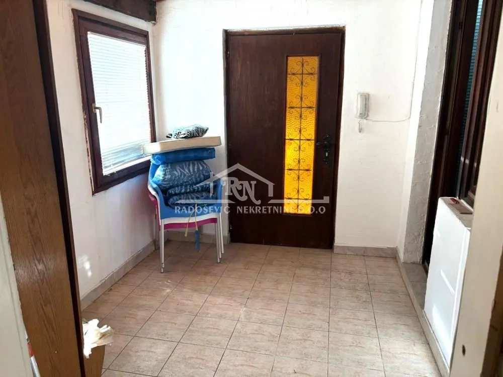 Prodaja, trosoban stan, 88m², Petlovo Brdo, Beograd