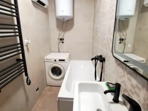 Prodaja, dvosoban stan, 77m², Tivat, Crna Gora - image 8