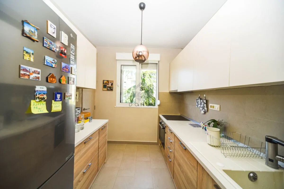 Prodaja, jednosoban stan, 67m², Blok 6, Podgorica