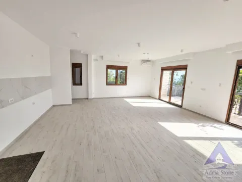 Sale, house, 178m², Skočiđevojka, Budva - image 2