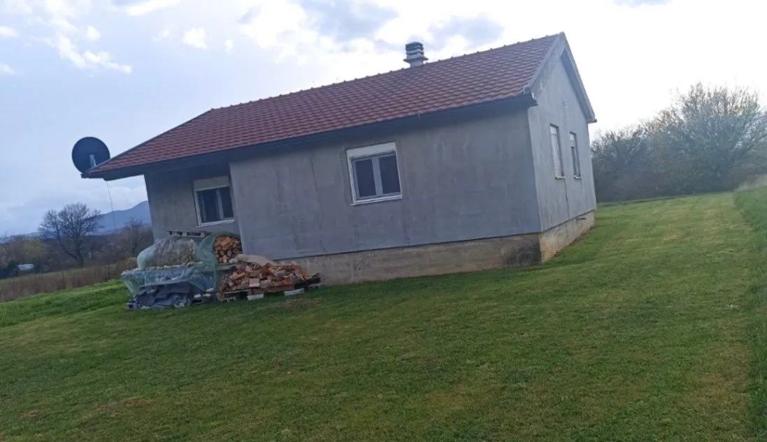 Prodaja, kuća, 110m², Spuž, Danilovgrad