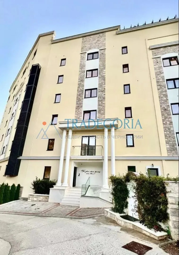 Prodaja, dvosoban stan, 81m², Bečići, Budva