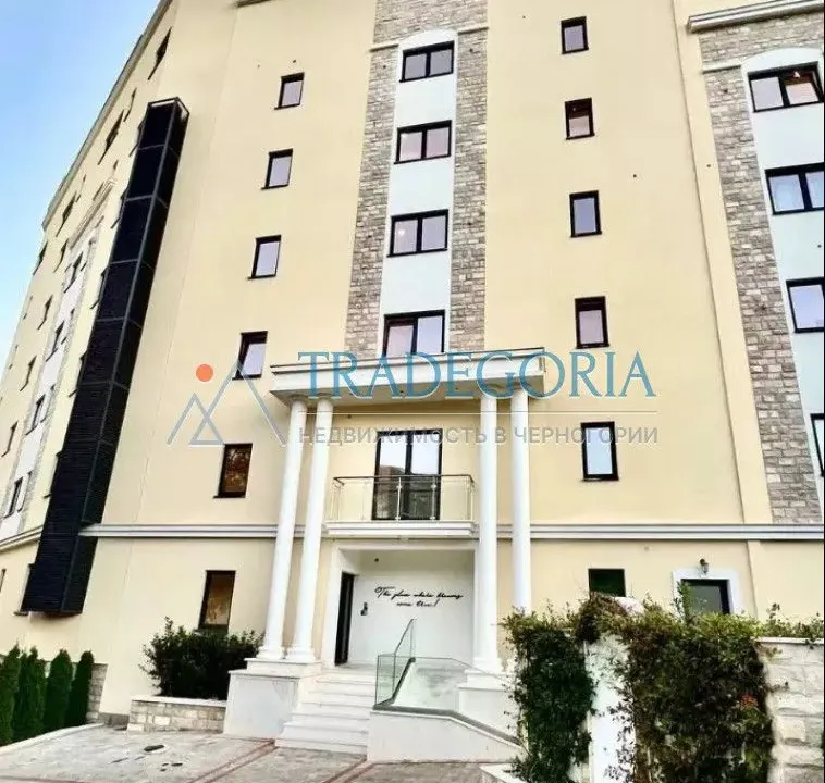 Prodaja, dvosoban stan, 81m², Bečići, Budva