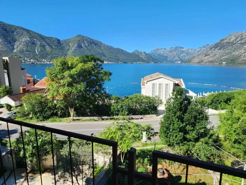 Prodaja, kuća, 241m², Dobrota, Kotor - image 1