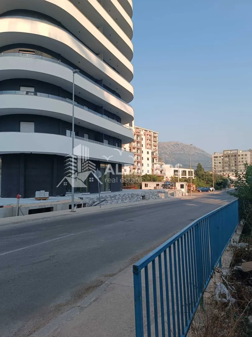 Rent, one bedroom apartment, 18m², Ilino, Bar