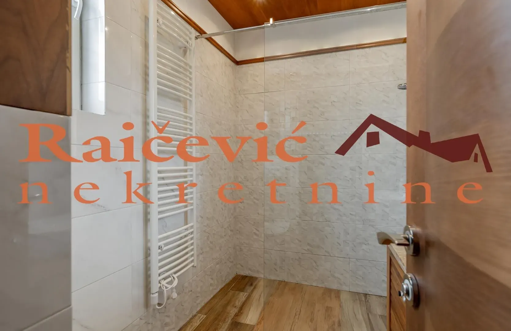 Sale, studio apartment, 85m², Vračar, Šid