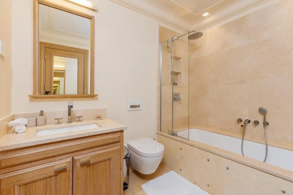 Prodaja, dvosoban stan, 104m², Porto Montenegro, Tivat