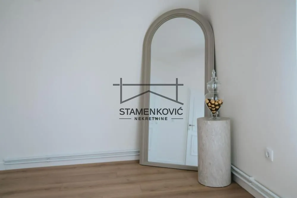Prodaja, trosoban stan, 74m², Petrovaradin, Novi Sad