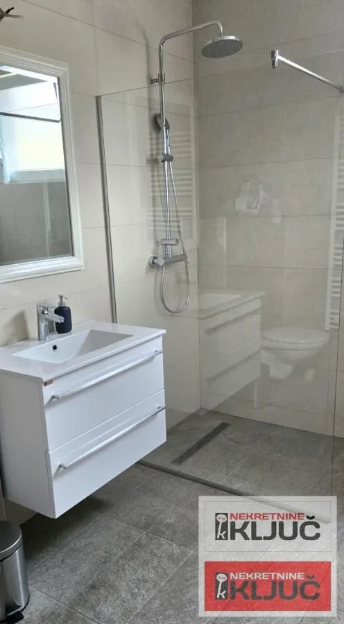 Rent, office space, 300m², Spens, Novi Sad Sve Podlokacije