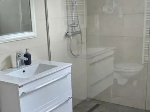 Izdavanje, poslovni prostor, 300m², Spens, Novi Sad Sve Podlokacije - image 26