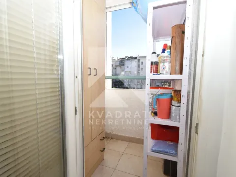 Rent, one bedroom apartment, 35m², Stari Aerodrom, Podgorica - image 12