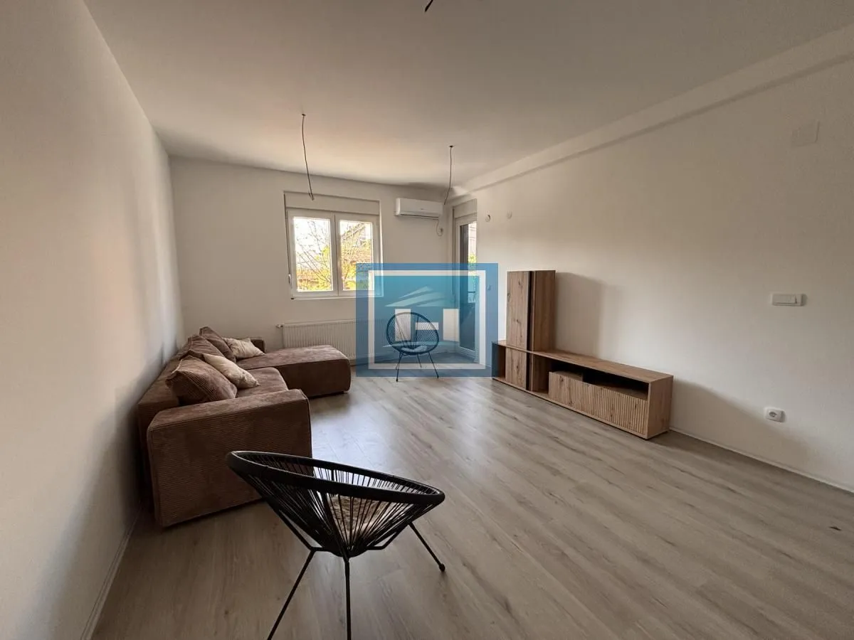 Prodaja, dvosoban stan, 56m², Centar, Jagodina