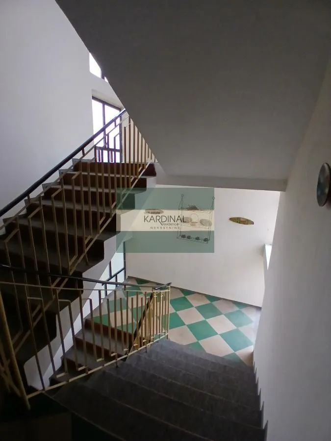 Prodaja, kuća, 300m², Centar, Vrnjačka Banja