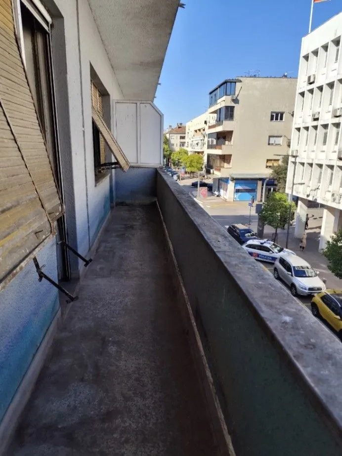 Prodaja, dvosoban stan, 85m², Centar, Podgorica