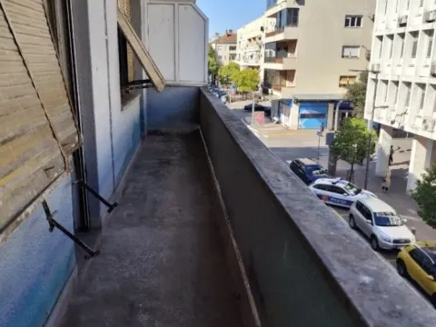 Prodaja, stan, 85m², Centar, Podgorica - image 2