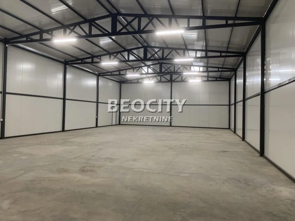 Izdavanje, poslovni prostor, 320m², Centar, Smederevo