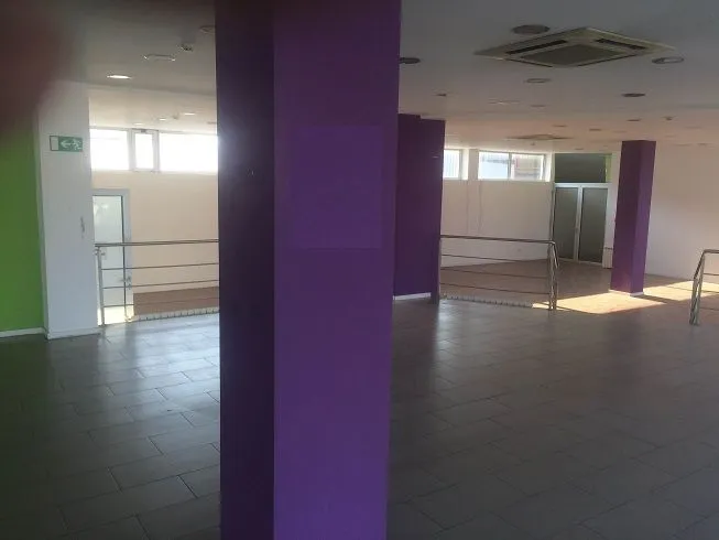 Rent, office space, 400m², Zrenjanin, Srbija