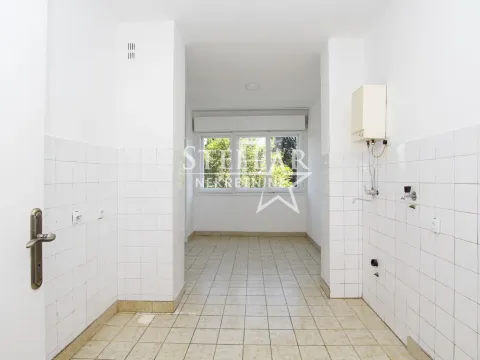 Rent, three bedroom apartment, 82m², Tuški Put, Podgorica - image 3