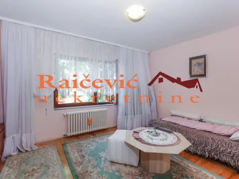 Prodaja, kuća, 360m², Grocka, Beograd - image 6