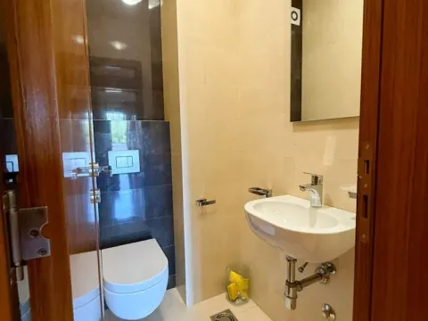 Rent, two bedroom apartment, 75m², Centar, Podgorica - image 7