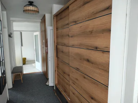 Rent, one bedroom apartment, 55m², Centar, Kolašin - image 9