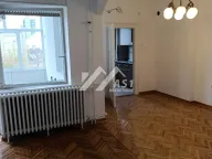 Izdavanje, trosoban stan, 81m², Centar, Novi Sad - image 3