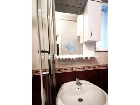 Rent, two bedroom apartment, 51m², Savski Venac, Beograd - image 12