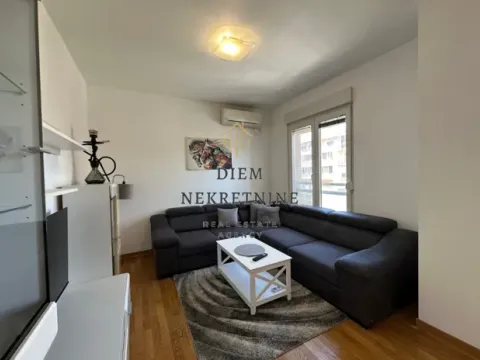 Rent, one bedroom apartment, 48m², City Kvart, Podgorica - image 10