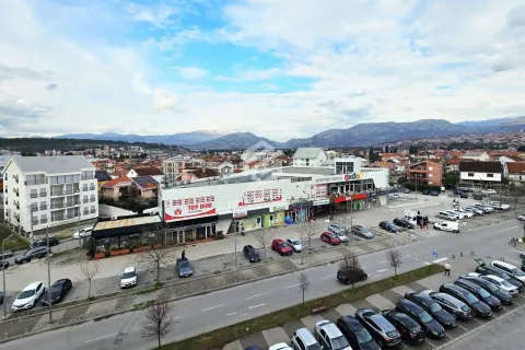 Rent, one bedroom apartment, 45m², Stari Aerodrom, Podgorica - image 15