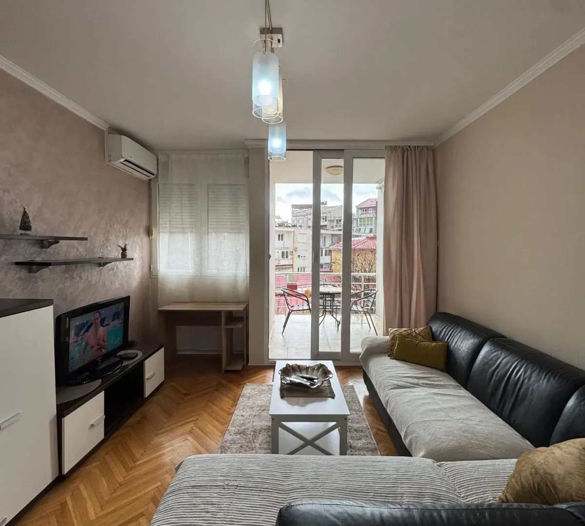 Rent, two bedroom apartment, 55m², Velji Vinogradi, Budva