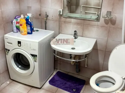 Sale, house, 280m², Kruševac, Srbija - image 17