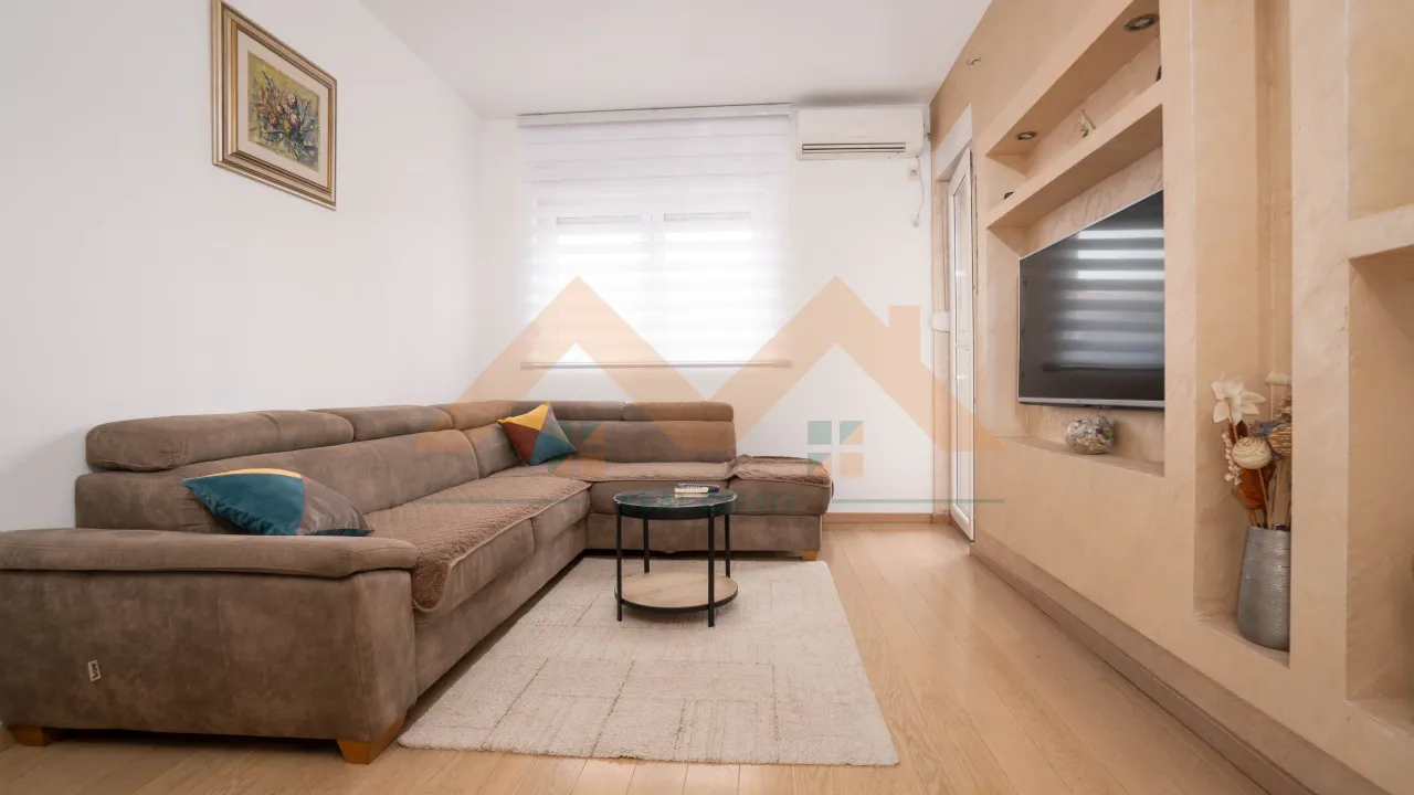 Izdavanje, jednosoban stan, 44m², City Kvart, Podgorica