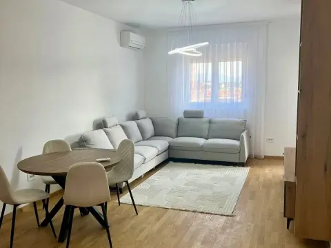 Rent, one bedroom apartment, 47m², Stari Aerodrom, Podgorica - image 2