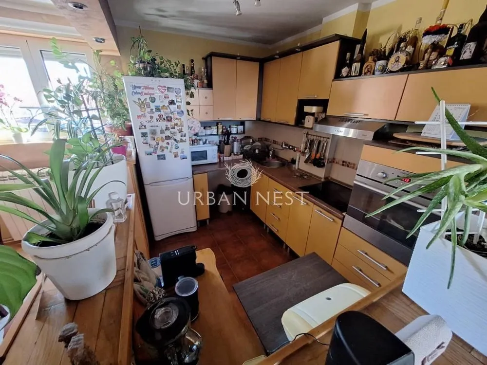 Prodaja, četvorosoban stan, 87m², Voždovac Sve Podlokacije, Beograd